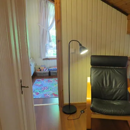 Sehr Schoenes Auf Eingezaeunten Grundstueck Mit Kamin Und Einer Sauna Holiday home