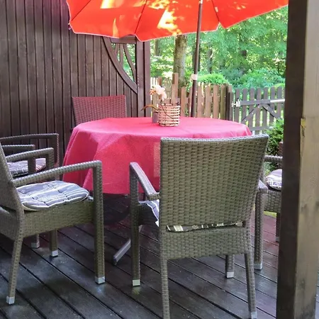 Sehr Schoenes Auf Eingezaeunten Grundstueck Mit Kamin Und Einer Sauna Extertal